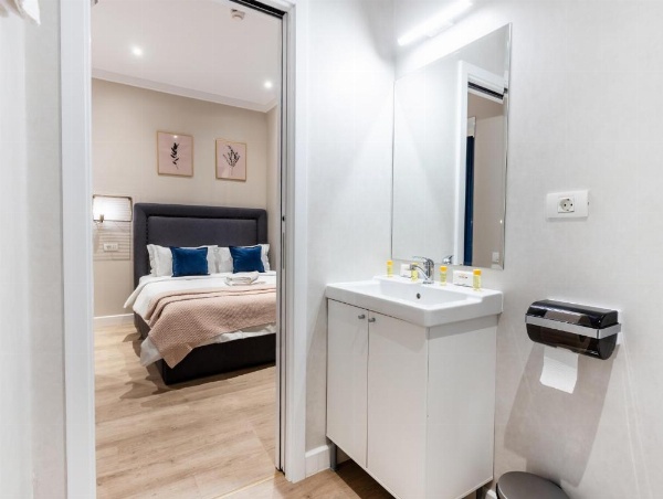 DeGoya Studios Bucharest Old Town image 11