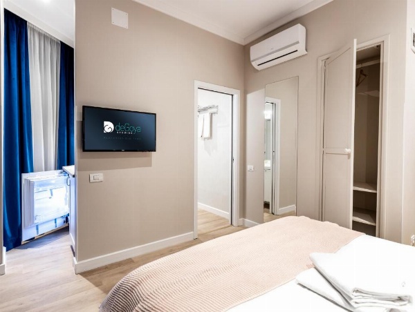 DeGoya Studios Bucharest Old Town image 5